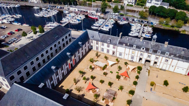 L’ancienne manufacture royale des tabacs de Morlaix (Finistère), édifiée sous Louis XV, accueillera un espace dédié aux sciences à l’été 2024.