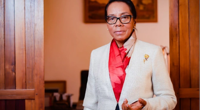 La présidente de l'Assemblée nationale malgache Christine Razanamahasoa a été déchue de son mandat de députée le 28 mars 2024 par la Haute Cour constitutionnelle.