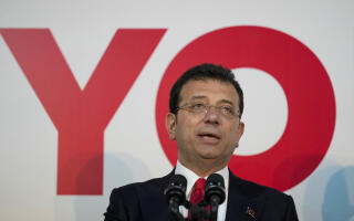 Republican People's Party, or CHP, candidate for Istanbul Ekrem Imamoglu talks to journalists at his party headquarters in Istanbul, Turkey, Sunday, March 31, 2024. (AP Photo/Emrah Gurel)