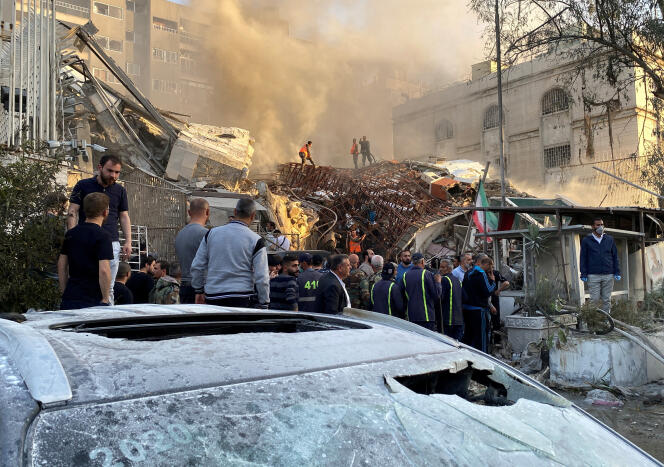 Un bâtiment proche de l’ambassade d’Iran à Damas, en Syrie, après une frappe israélienne, le 1ᵉʳ avril 2024.