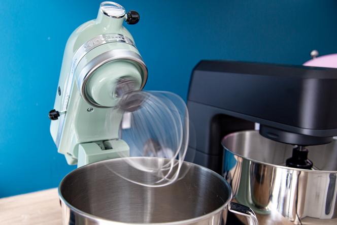 Les robots Kitchenaid sont les seuls qui fonctionnent lorsque la tête est relevée