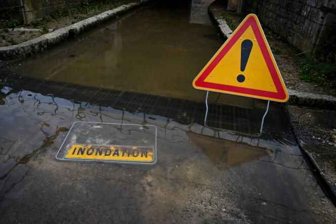 Inondations , à Aisy-sur-Armançon (Yonne), le 2 avril 2024. 