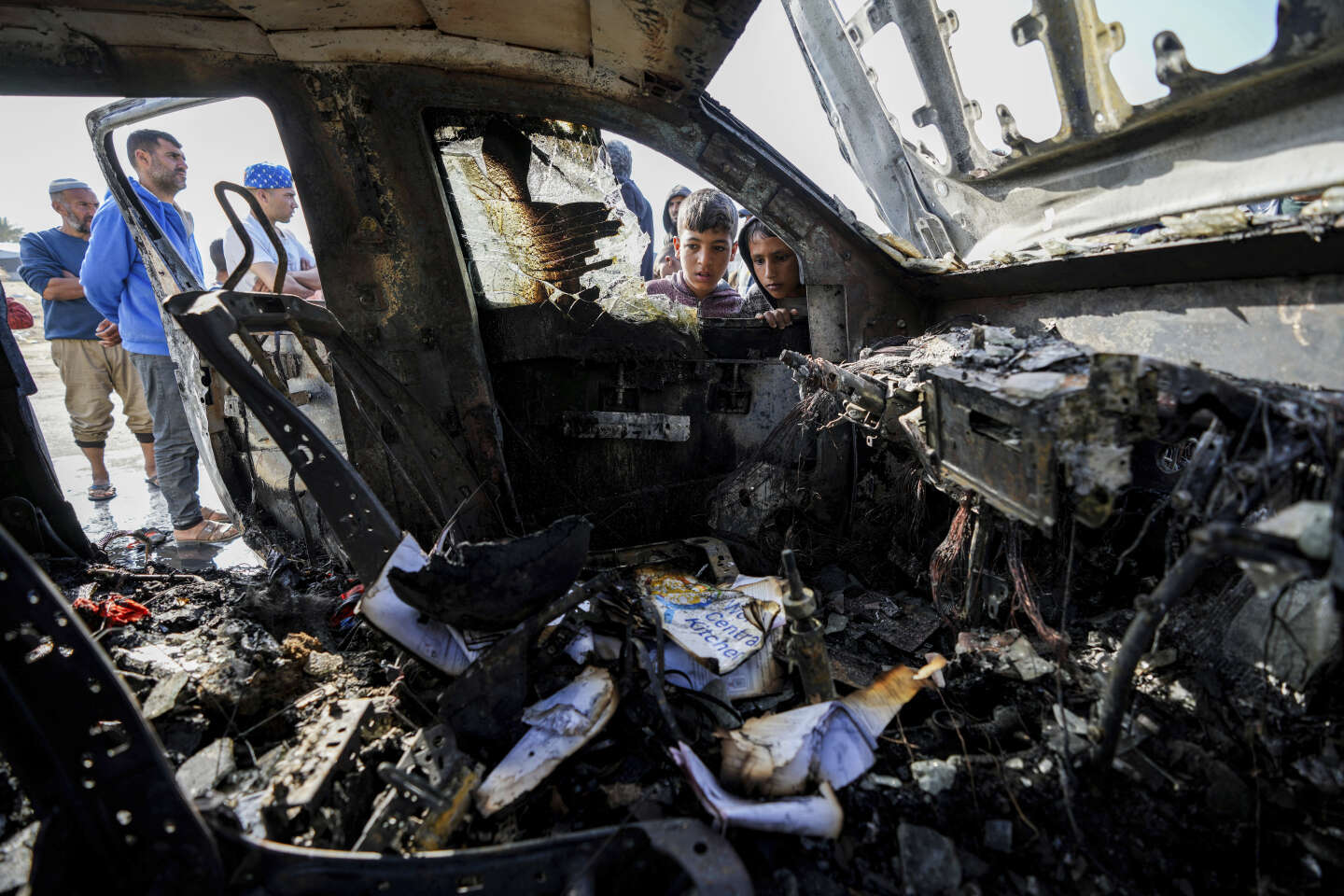 Siete trabajadores humanitarios murieron en ataques israelíes, “un trágico accidente”, según el ejército