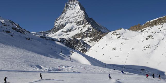 Six skiers die in Swiss mountain accidents