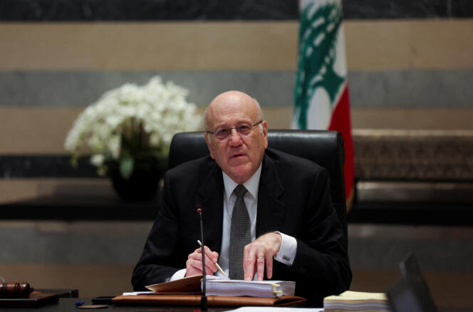 El primer ministro dimisionario del Líbano, Najib Mikati, en el palacio de gobierno de Beirut, el 4 de abril de 2024.