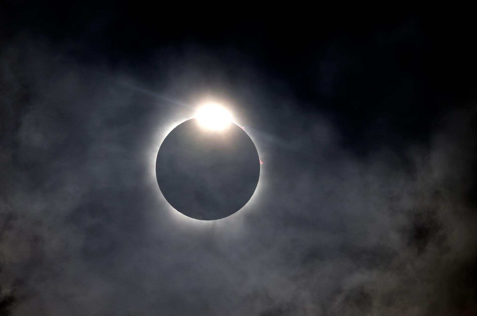 L'éclipse totale de Soleil vue depuis Fort Worth, Texas, le 8 avril 2024.