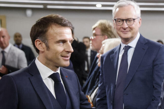 Emmanuel Macron et Bruno Le Maire, le 12 mars 2024.