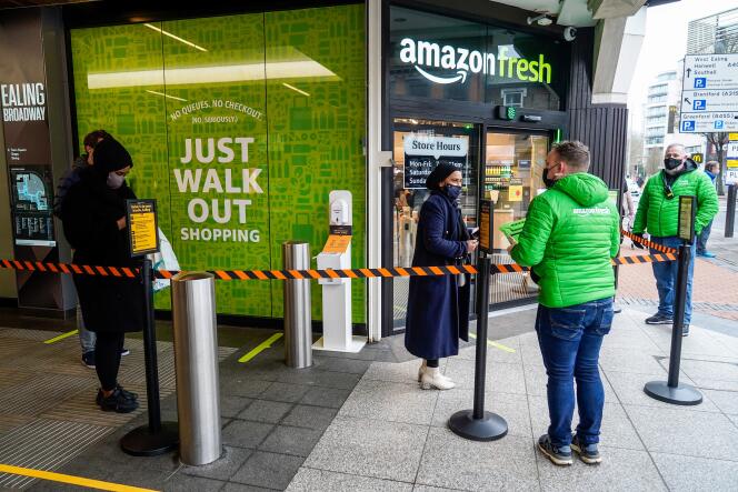 Un magasin sans caisse Amazon Fresh à Ealing, à Londres, le 4 mars 2021. 