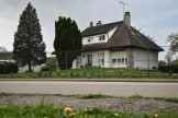 La maison appartenant à la maire d’Avallon, Jamilah Habsaoui, où la gendarmerie a saisi 70 kg de cannabis, à Avallon (Yonne), le 8 avril 2024.