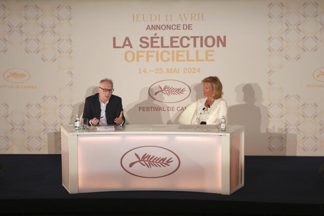 La présidente du festival de Cannes, Iris Knobloch, à droite, et le délégué général du festival de Cannes, Thierry Fremaux, lors d'une conférence de presse pour annoncer la programmation de la 77e édition du festival de Cannes, le 11 avril 2024 à Paris.