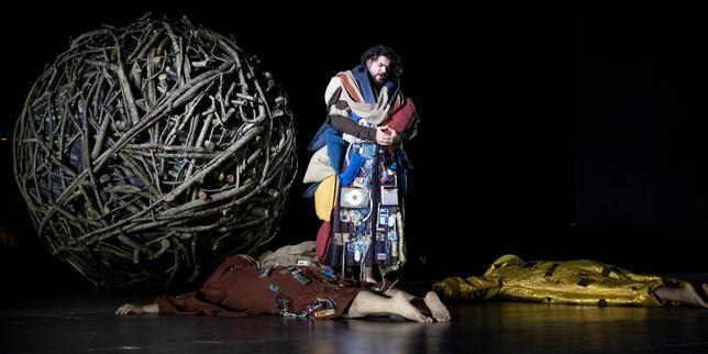 A Genève, l’opéra « Saint François d’Assise » dans une mise en scène passionnément laïque d’Adel Abdessemed