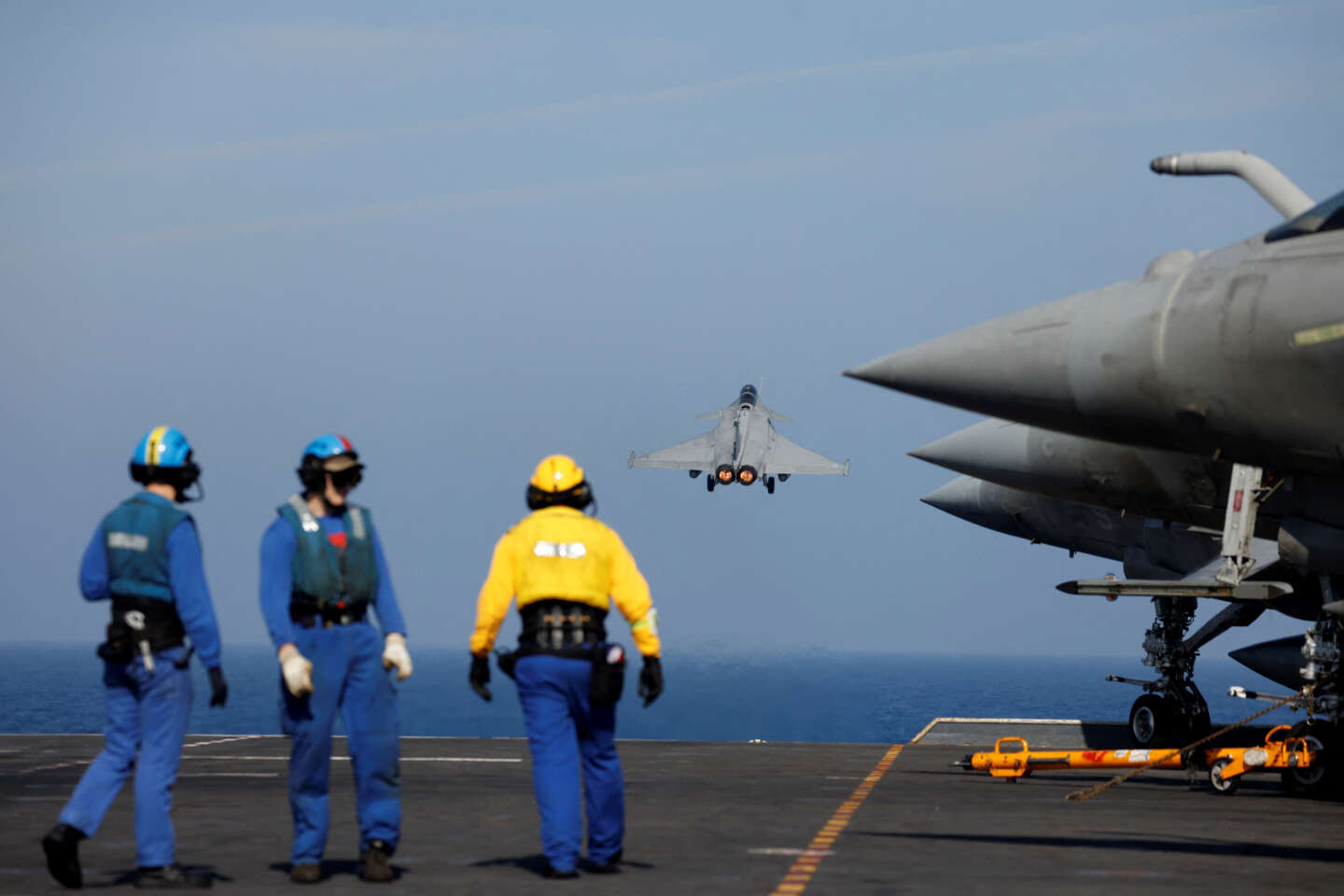 Rafale : « Comme tout industriel aiguillonné par l’envolée des budgets militaires, Dassault Aviation monte en cadence »