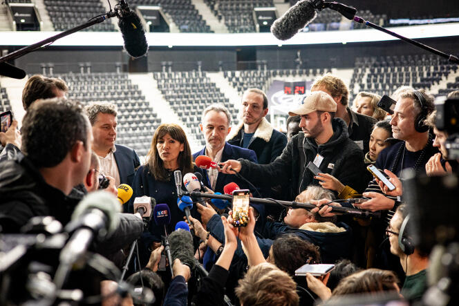 La maire de Paris, Anne Hidalgo, et son premier adjoint, Emmanuel Grégoire, lors de l’inauguration de l’Adidas Arena, à Paris, le 11 février 2024.