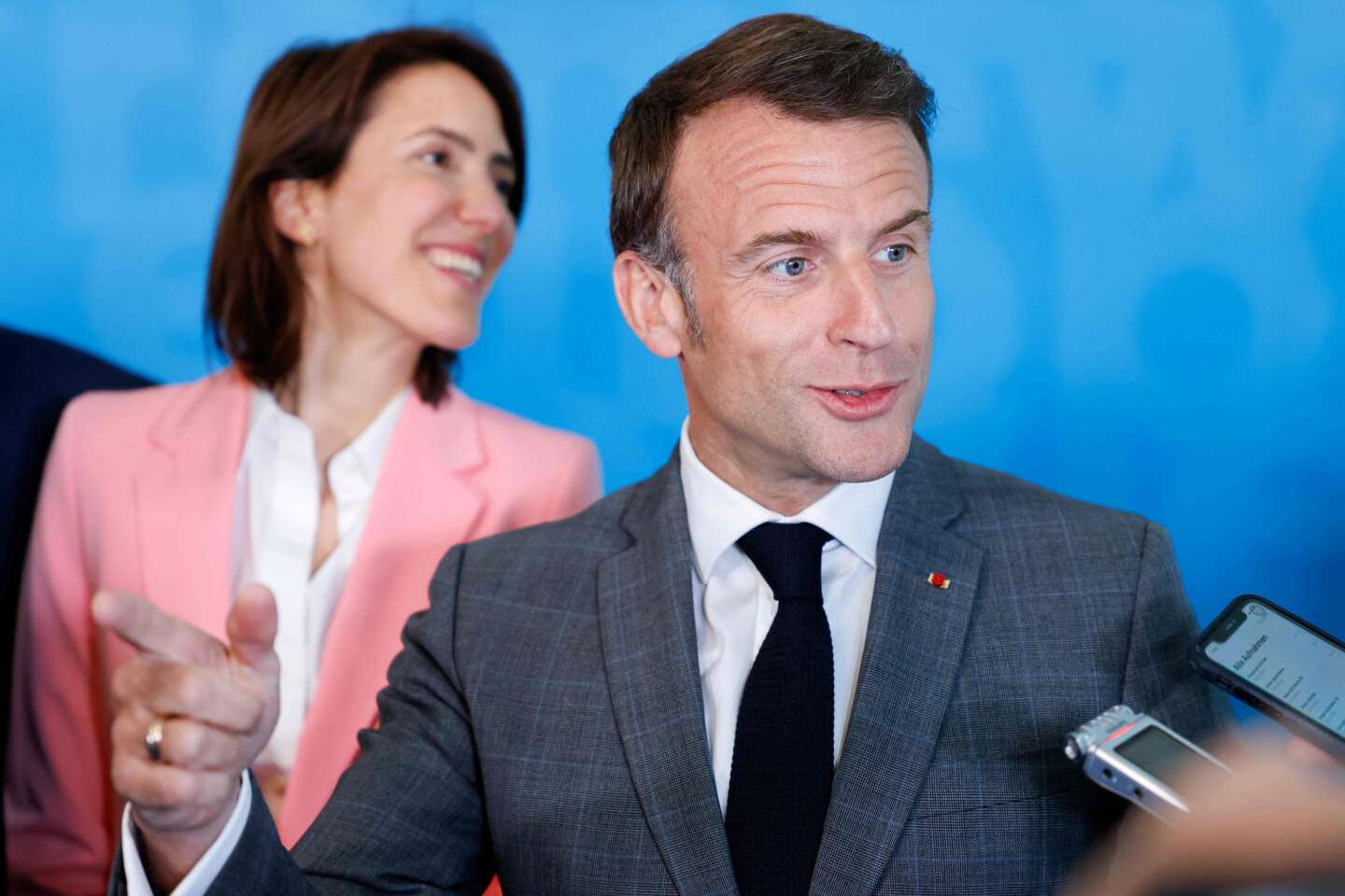 Elections européennes : Emmanuel Macron dénonce « l’hypocrisie » du RN