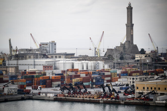 Le port de Gênes, dont les travaux de modernisation sont financés depuis juillet 2021 par la Banque européenne d’investissement, ici le 7 février 2024. 