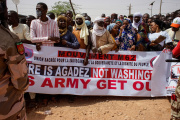 Manifestation contre la présence militaire américaine dans le pays, à Agadez (Niger), le 21 avril 2024.