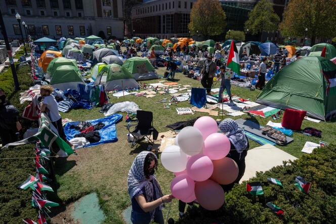 A camp occupied by demonstrators in support of Palestine on the grounds of Columbia University, in New York.  on April 22, 2024.