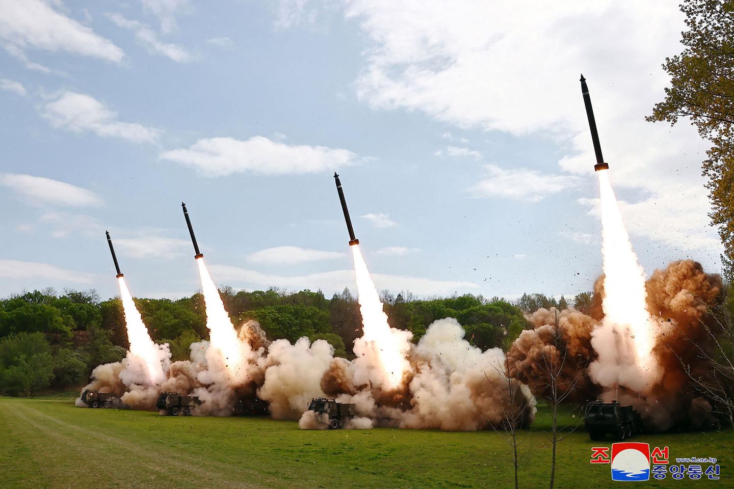 North Korea simulates a 'nuclear counterattack' drill