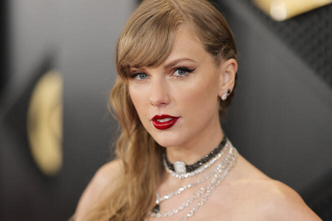 Taylor Swift à la cérémonie des Grammy Awards, à Los Angeles, le 4 février 2024.