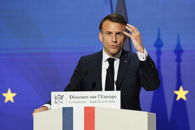 Emmanuel Macron dans l’amphithéâtre de l’université de la Sorbonne, à Paris, le 25 avril 2024. 