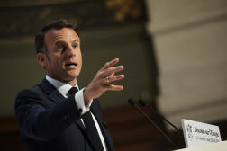 Emmanuel Macron, lors d’un discours sur l’Europe, dans l’amphithéâtre de l’université de la Sorbonne, à Paris, le 25 avril 2024. 