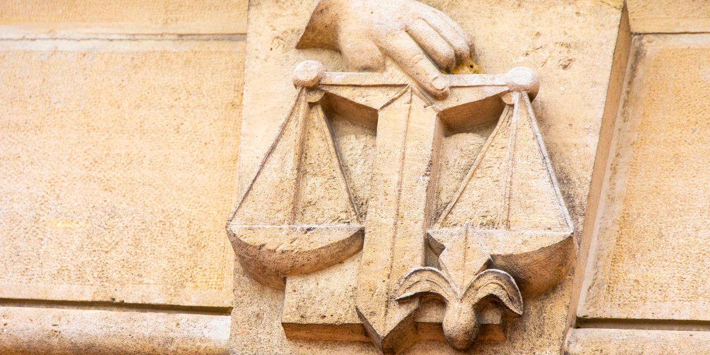 Enfant placé tondu par des éducateurs à Paris : la mère du garçon a porté plainte