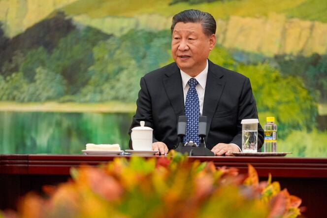 Le président chinois, Xi Jinping, au Palais du peuple, à Pékin, le 26 avril 2024.