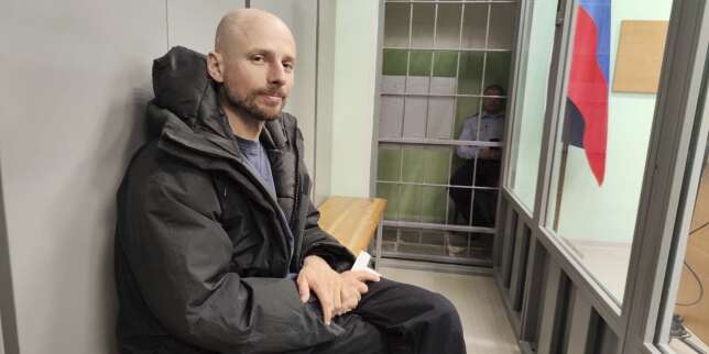Le journaliste Sergueï Kareline arrêté en Russie pour avoir participé à la création de vidéos pour l’équipe d’Alexeï Navalny