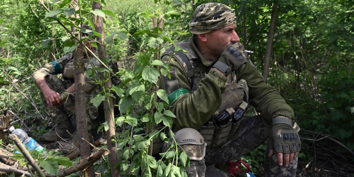 Regarder la vidéo En direct, guerre en Ukraine : la Russie « remporte des succès tactiques dans certains secteurs », admet le commandant en chef de l’armée ukrainienne