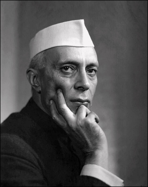 Jawaharlal Nehru, premier ministre indien du jour de l’indépendance du pays, le 15 août 1947, jusqu’à sa mort, le 27 mai 1964.