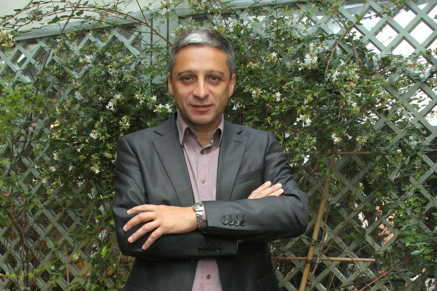 Jean-François Achilli despedido por Radio Francia por “infracciones reiteradas de obligaciones éticas”