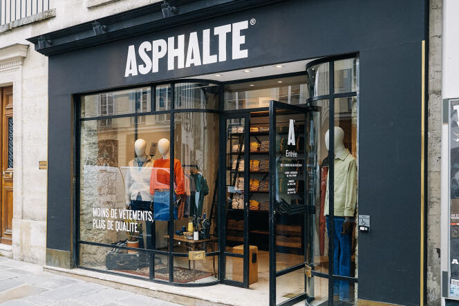 La boutique exploitée par Asphalte depuis le début de mars et jusqu’à la fin de mai au 126, rue de Turenne, à Paris.