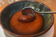 Le soufflé mousse au chocolat du restaurant Spelt, à Tourettes-sur-Loup.