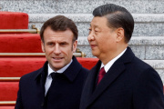 Chinese President Xi Jinping welcomes French President Emmanuel Macron at the Great Hall of the People, in Beijing, China, April 6, 2023. 