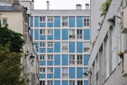 Un immeuble de logements sociaux à Paris, le 2 mai 2024.