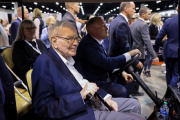 Warren Buffett, fondateur de Berkshire Hathaway, lors de l’assemblée générale des actionnaires à Omaha, le 4 mai.
