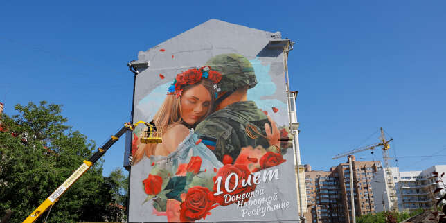 Une peinture murale à Donetsk, ville ukrainienne sous contrôle russe, le 4 mai 2024.