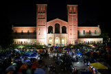 Le campement de protestation propalestinien à l’université de Californie à Los Angeles (UCLA), aux Etats-Unis, le 1ᵉʳ mai 2024. 