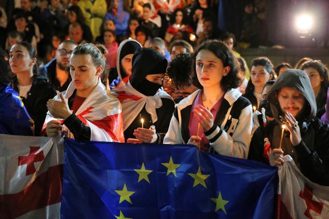 Manifestation contre le projet de loi sur « l'influence étrangère », à Tbilissi, le 3 mai.