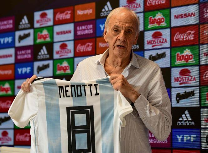 El entrenador de fútbol argentino César Luis Menotti, en Buenos Aires, el 25 de enero de 2019. 