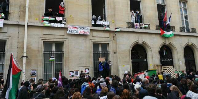 L’entrée des locaux historiques de Sciences Po Paris de nouveau bloquée par des étudiants propalestiniens