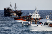 Des migrants secourus au large de Lampedusa (Italie), le 18 septembre 2023.