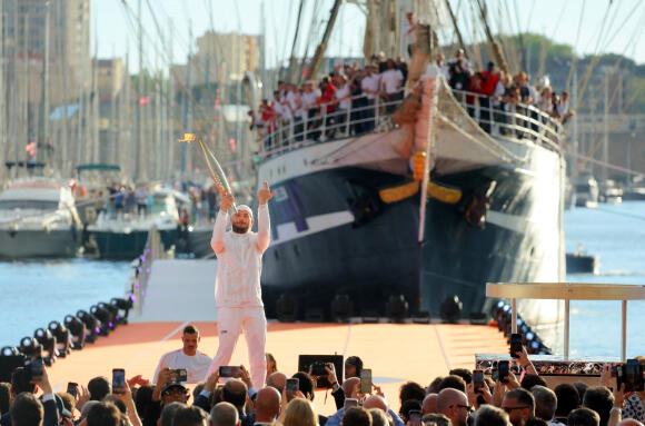 Jul, devant le « Belem », le 8 mai 2024, à Marseille.