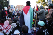Des manifestants pro-Palestine à l’université de Caroline du Sud, à Los Angeles (Californie), le 7 mai 2024.