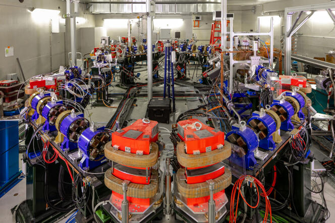 Accélérateur d’électrons de l’installation ThomX au laboratoire IJCLab de l’université Paris-Saclay. Cette machine prototype fait interagir un faisceau d’électrons avec un faisceau laser pour produire des rayons X.