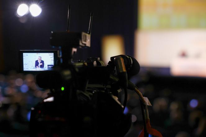 Thierry Frémaux, délégué général du Festival de Cannes, donne une conférence de presse, à l’UGC Normandie, à Paris, le 11 avril 2024.