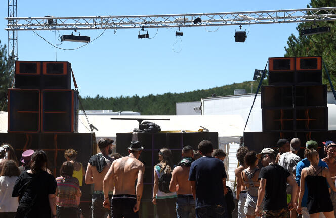 Lors du festival de musique Teknival, près de Millau, dans l’Aveyron, le 14 août 2016. (Photo d’illustration.)