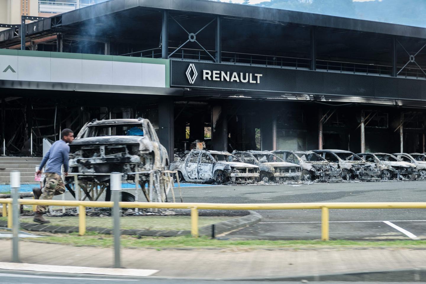 New Caledonia announces curfew after riots over voting reforms