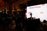 « Oui, bien sûr » : Macron pas opposé à l’hypothèse d’un rachat d’une banque française par une étrangère