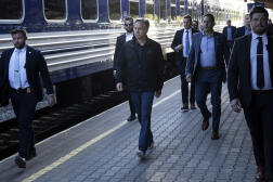 Le secrétaire d’Etat américain, Antony Blinken, en Pologne, le 14 mai, lors de son trajet pour se rendre à Kiev.